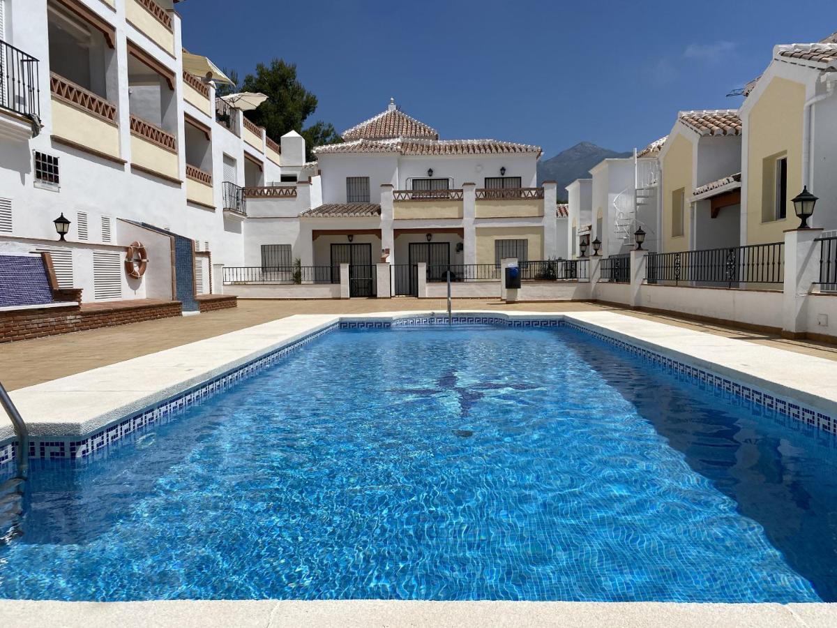 Chimenea Pinar 2 Apartments Casasol Nerja Εξωτερικό φωτογραφία
